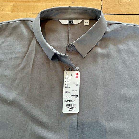 Uniqlo | Rayon Blouse - Picture 2 of 3